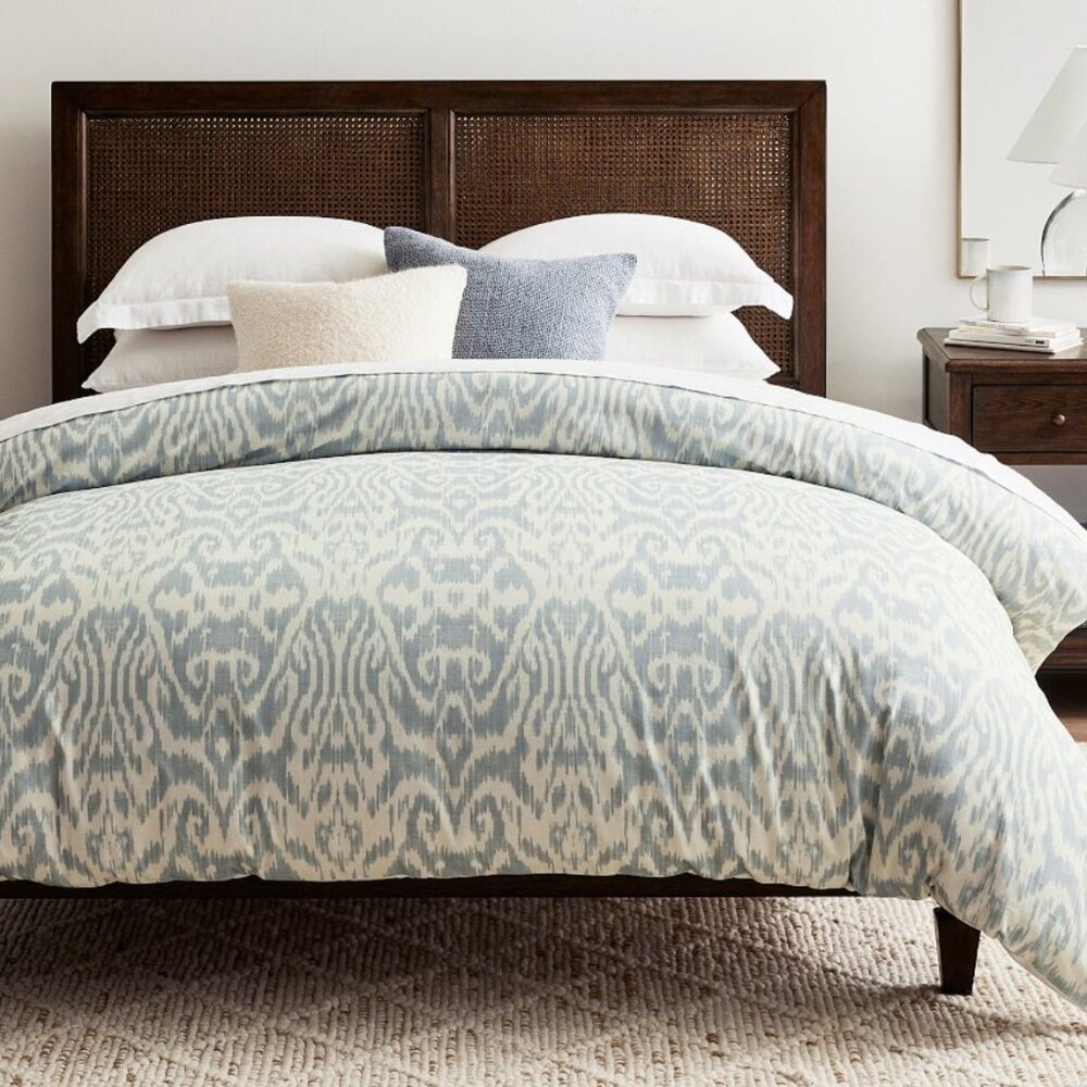 Ava Ikat Queen Duvet Cover,  with 4 shams, Pottery Barn,